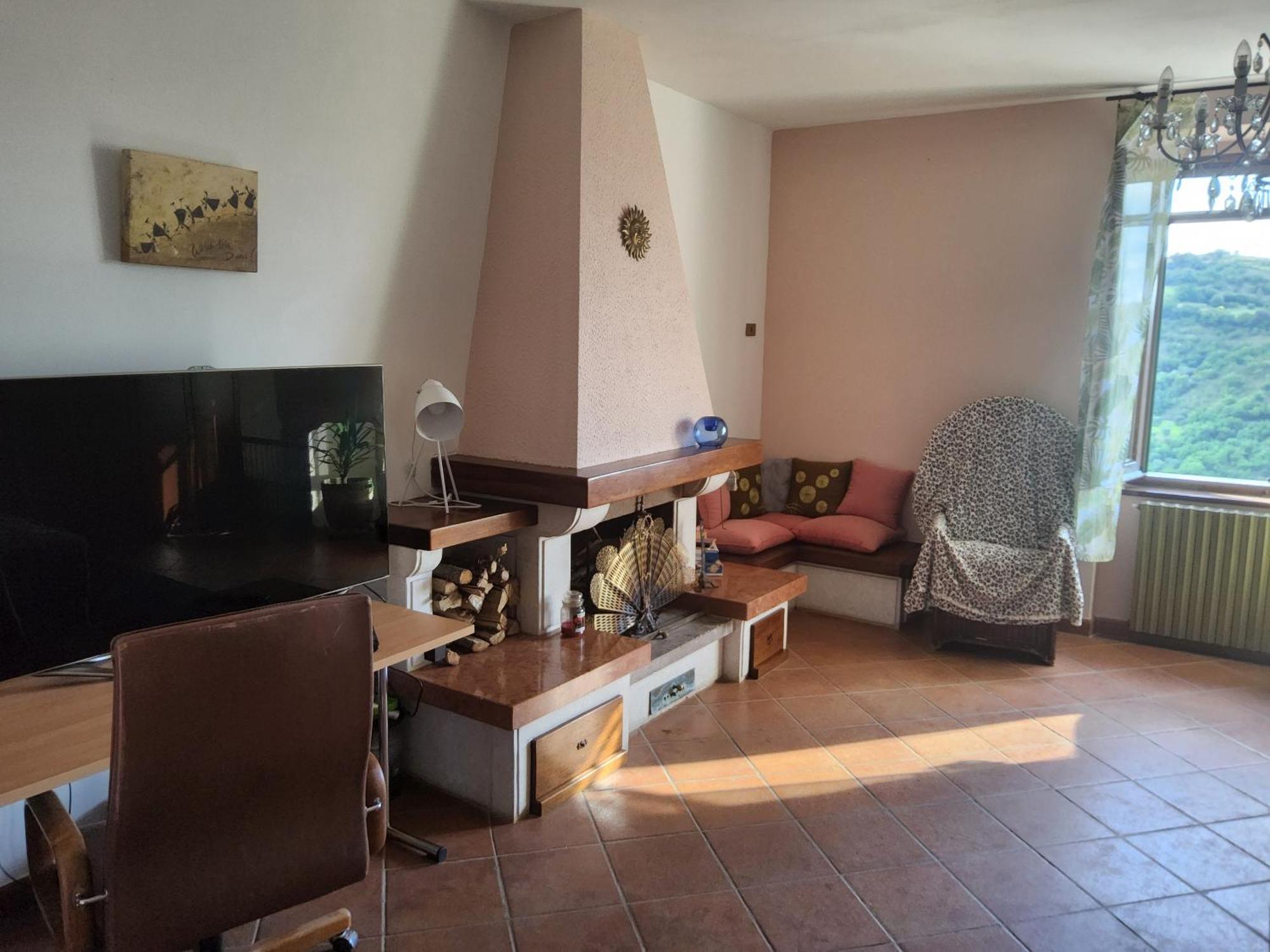 Ferienwohnung Cesare Battisti Seggiano Zimmer foto